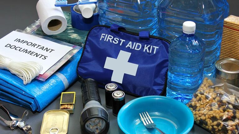 Basic Survival Kits and Its Uses –